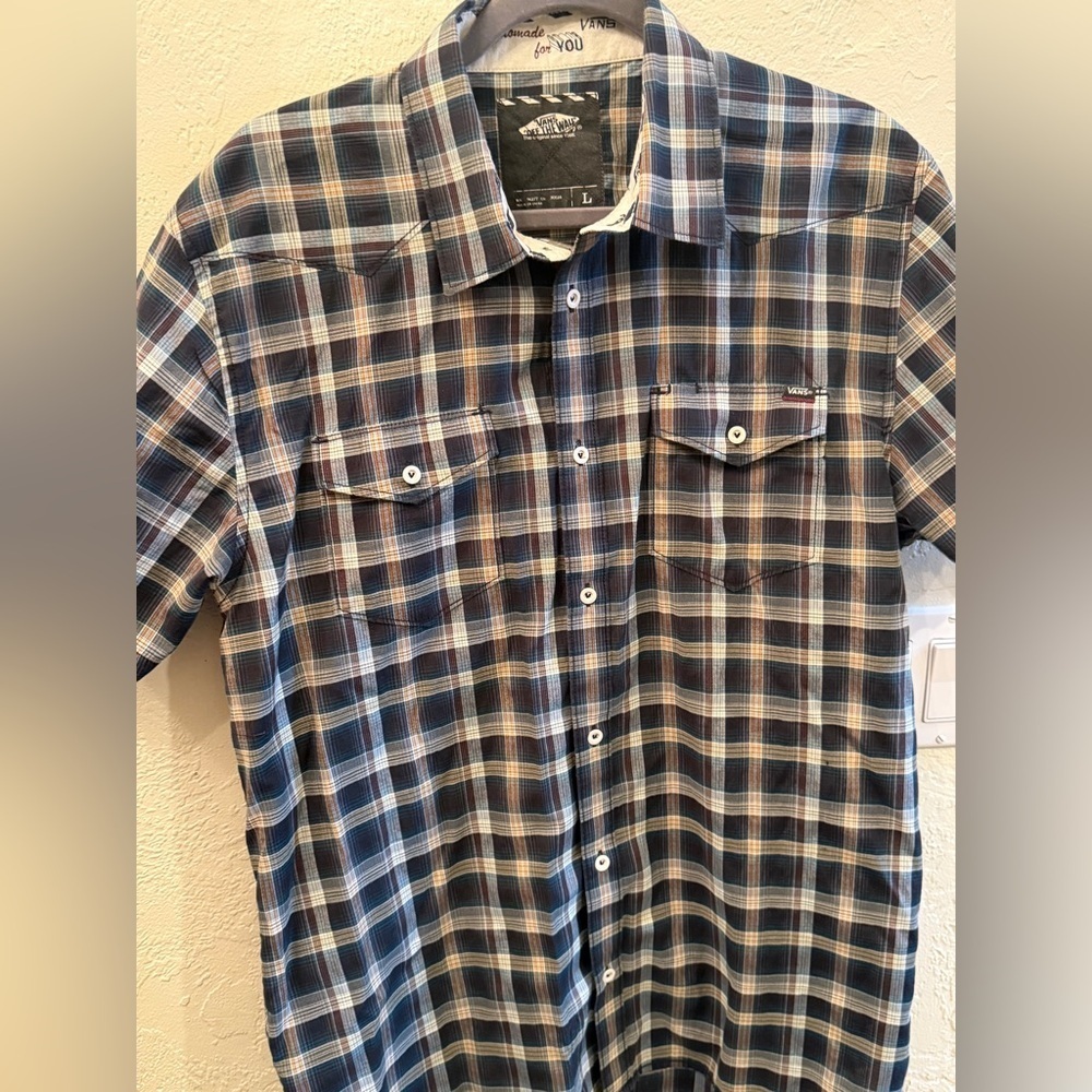 Vans off The Wall Blue and White Casual Button Down Short Sleeved Shirt Sz L